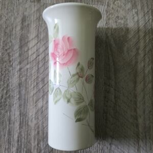N.C. Cameron & Sons Size 7" Vintage Rose Bud Vase Hand Painted Japan